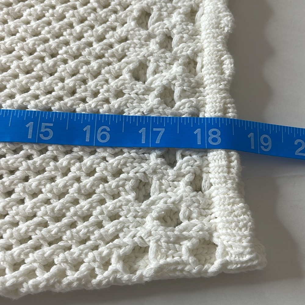 Aqua Crochet Open Weave Cropped Top White Large - Picture 11 of 12